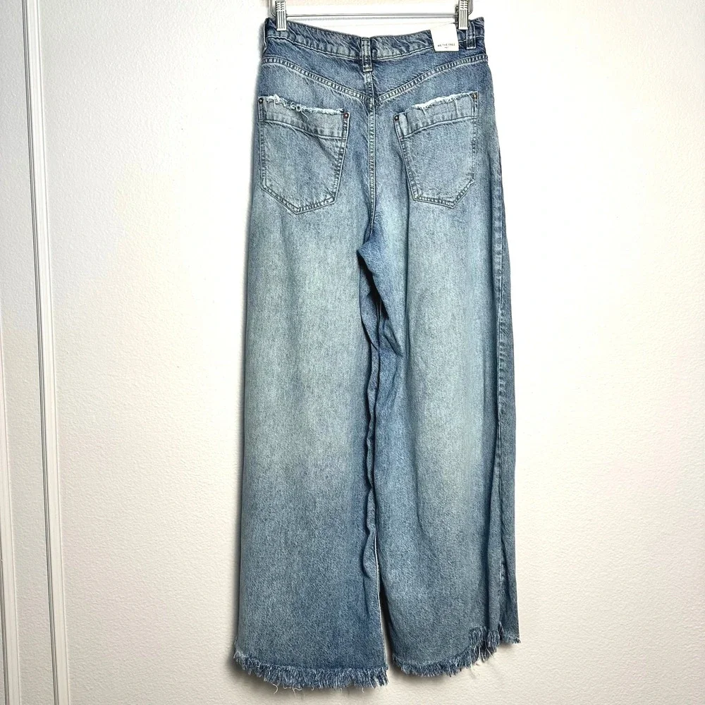 Free People We The Free Old West Slouchy Wide Leg Jeans Light Wash Blue 28 NWT